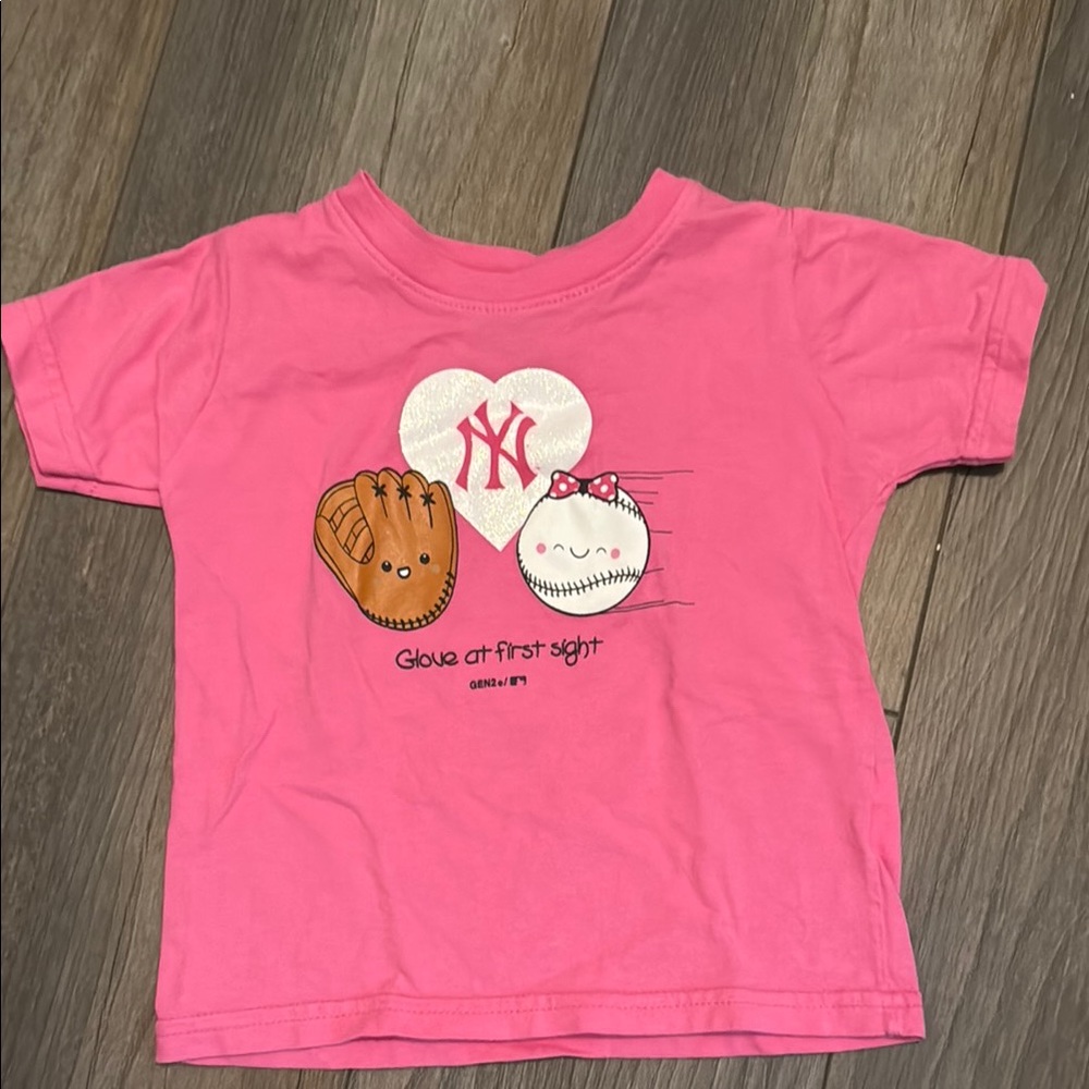 New York Yankees Pink Short Sleeve Tee